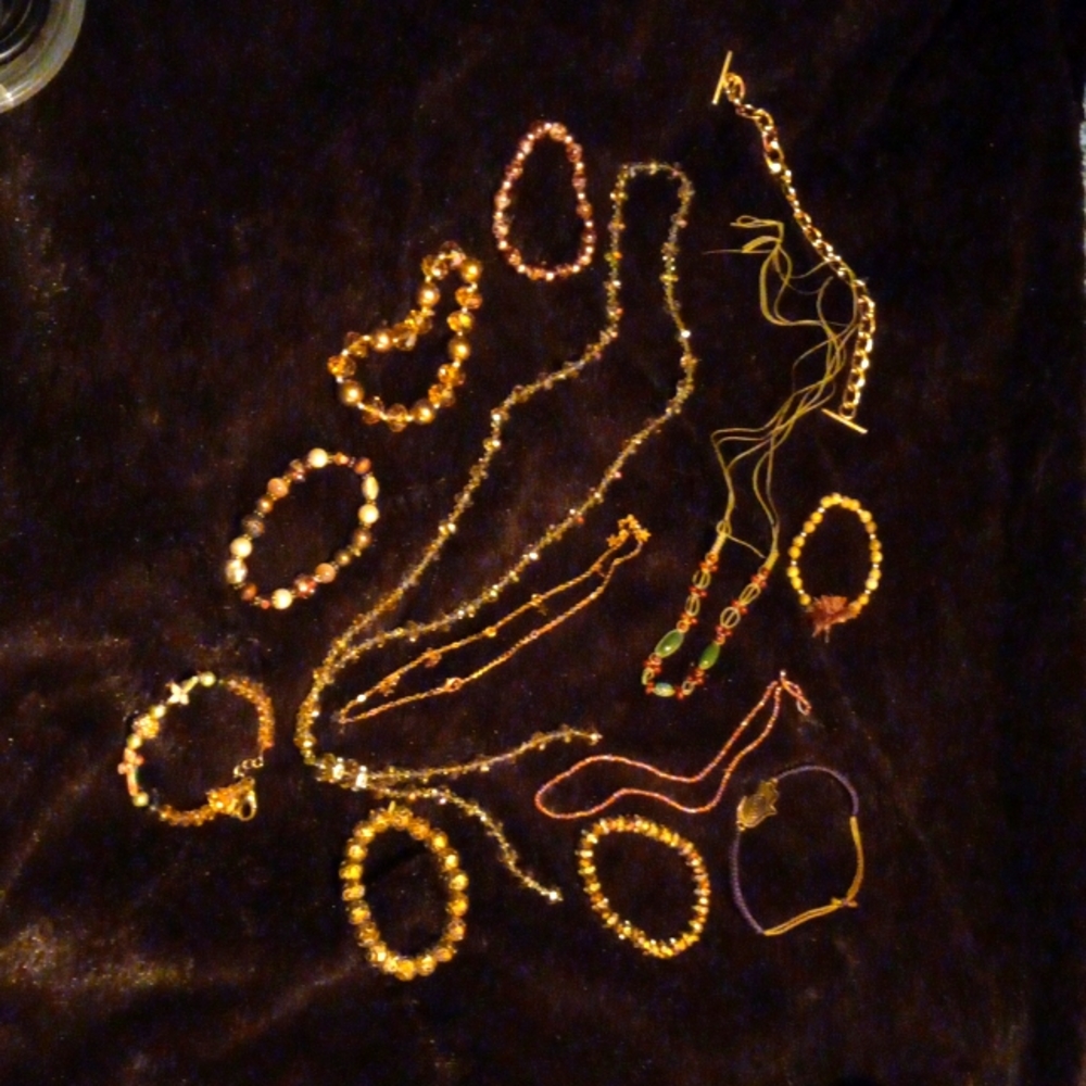 Jewelry lot # 29
